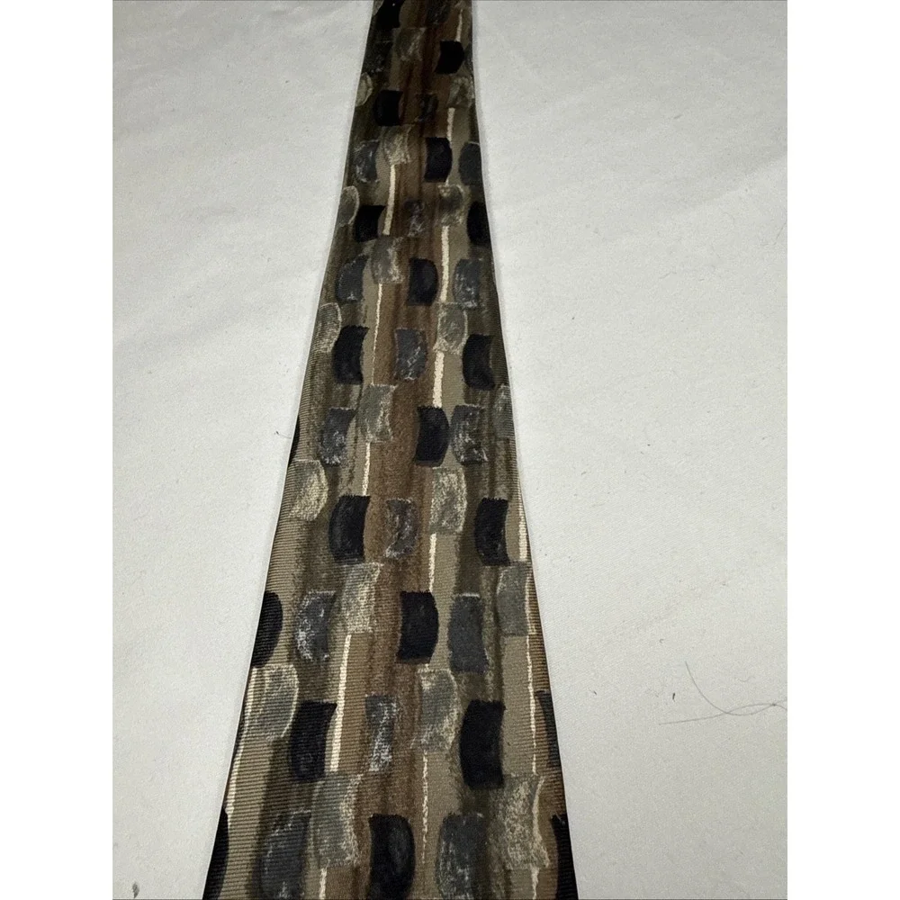 Cambridge Classic Mervyns Geometric Black Gray Beige Brown 100% Italian Silk Tie
